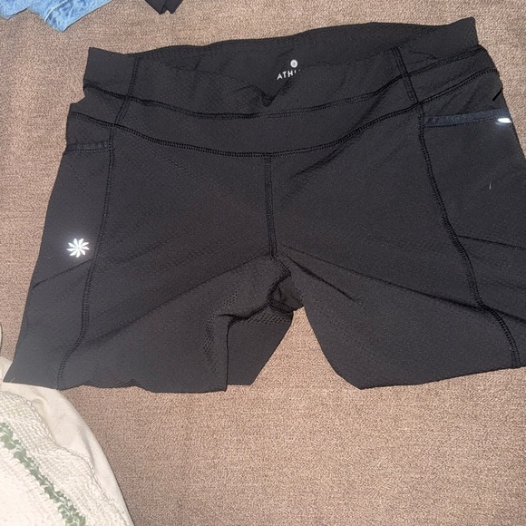 Athleta Women's Crop Pants - Picture 1 of 4